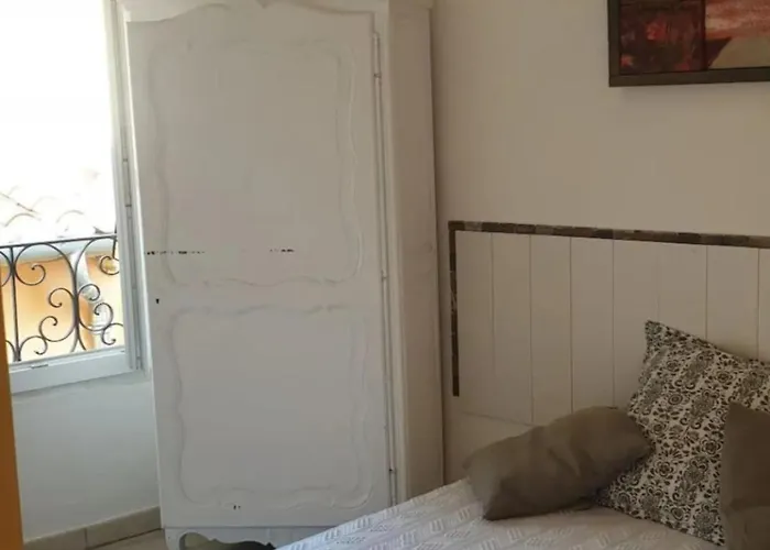 Maison D Artiste * Коллиур